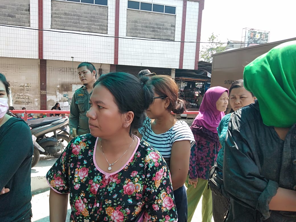 Pedagang Pasar Kampung Lalang Masih Belum Bisa Tempati Kiosnya